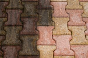 Bleach or Vinegar for Cleaning Driveway